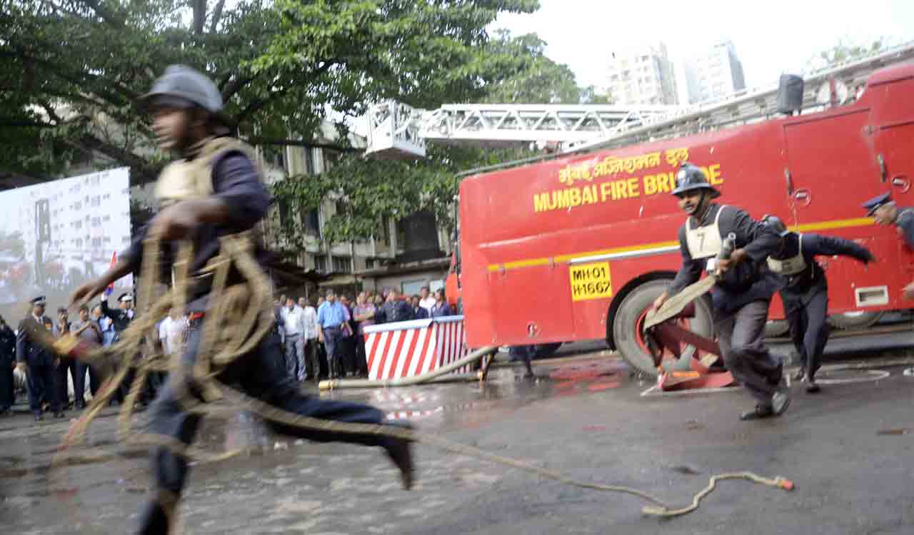 Two infants, 31 others rescued from burning building in Mumbai