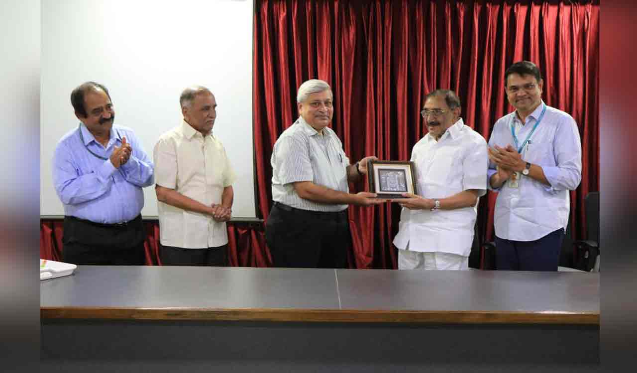 KITSW organises a talk on “Making of an Institute of Higher Standing”