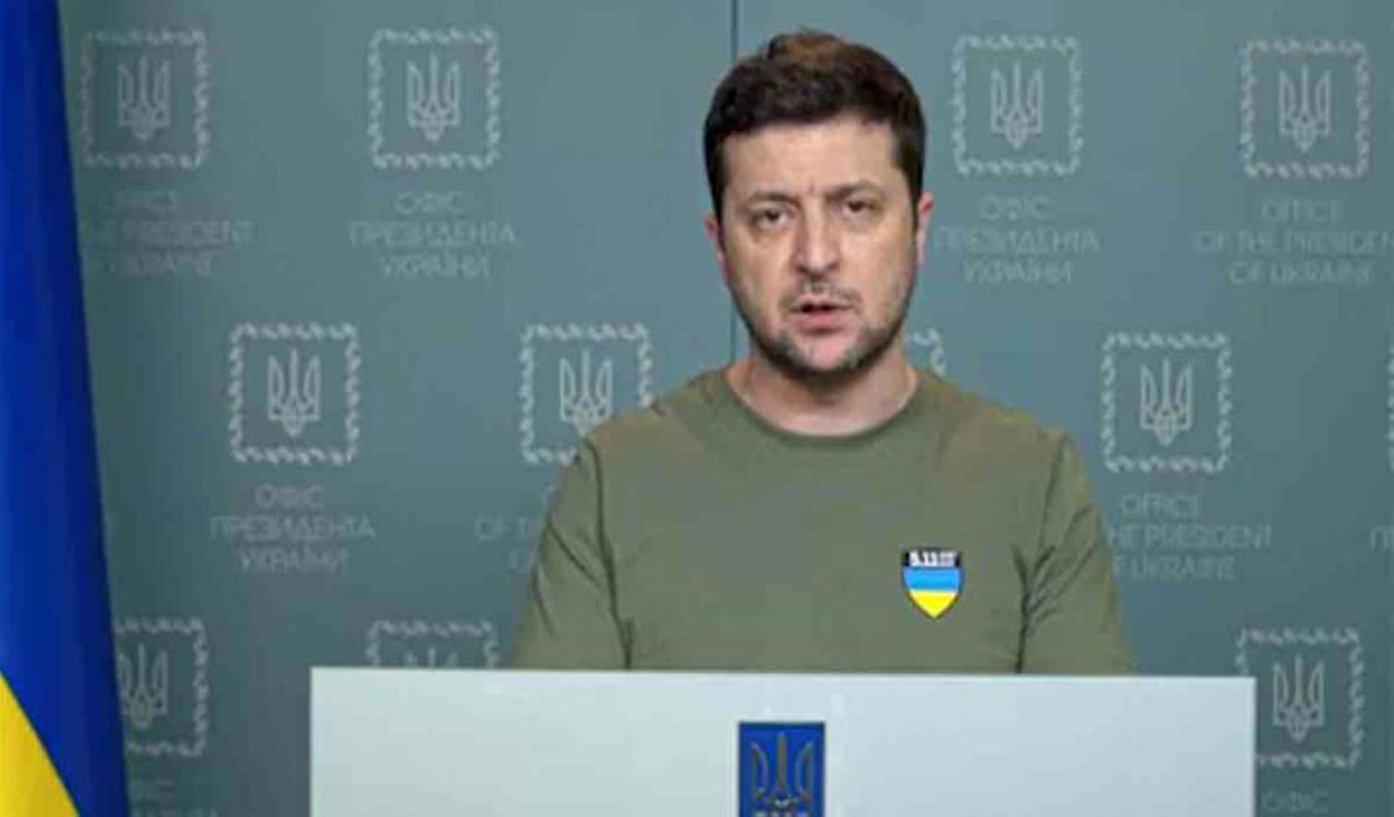 Zelenskyy likely to visit Washington as Congress debates USD 24 billion in aid for Ukraine