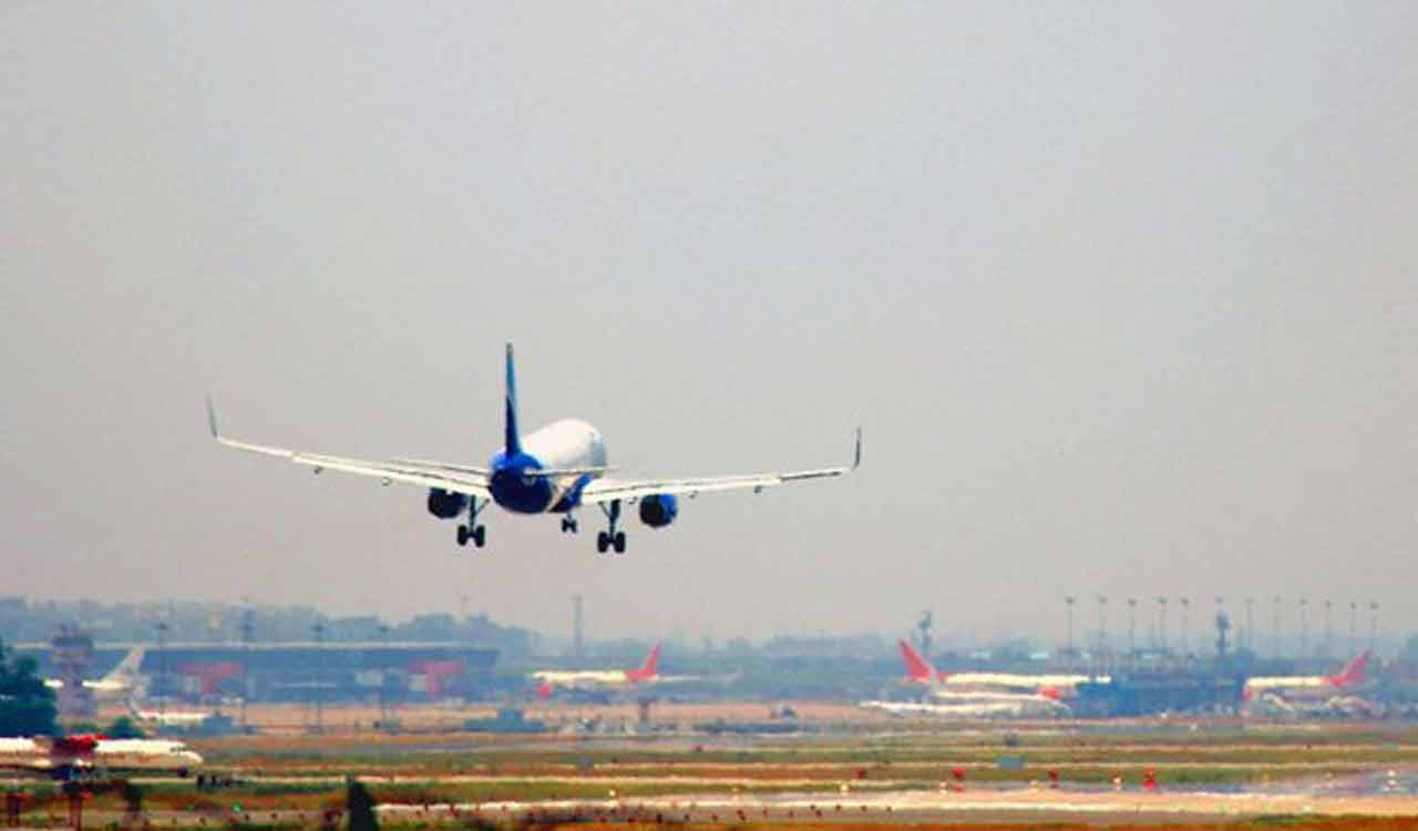 Flight operations resumes at Runway 27 of Mumbai airport