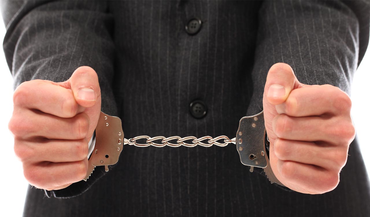 Woman booked for abetting suicide of husband in Thane