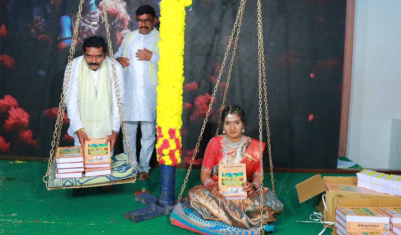 Groom gifts Bhagavad Gita copies to guests in unique engagement ceremony