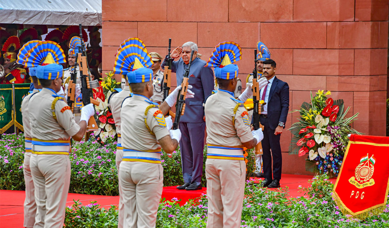 RS chairman hoists national flag at new Parliament building