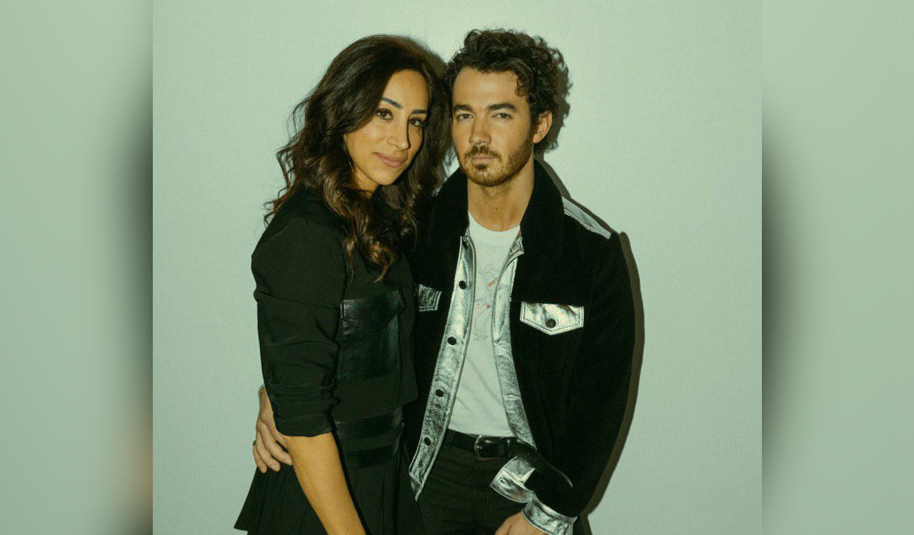 Kevin Jonas wishes wife Danielle Jonas a happy b’day, writes ‘How did I get so lucky?’
