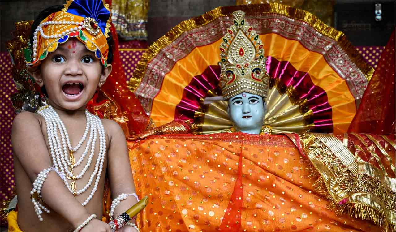 Janmashtami celebrated with pomp and gaiety across India