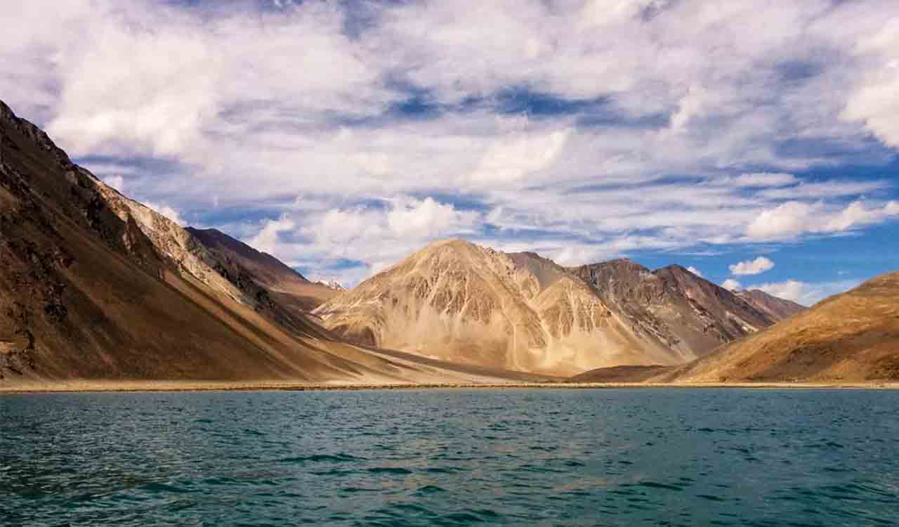 Ladakh border residents demand development of tourist destinations, internet connectivity