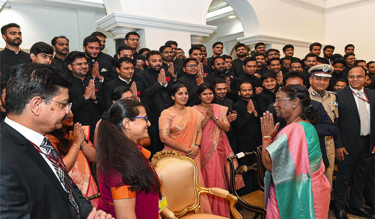 Treat passengers as guests, provide best services: President Murmu to railways officers