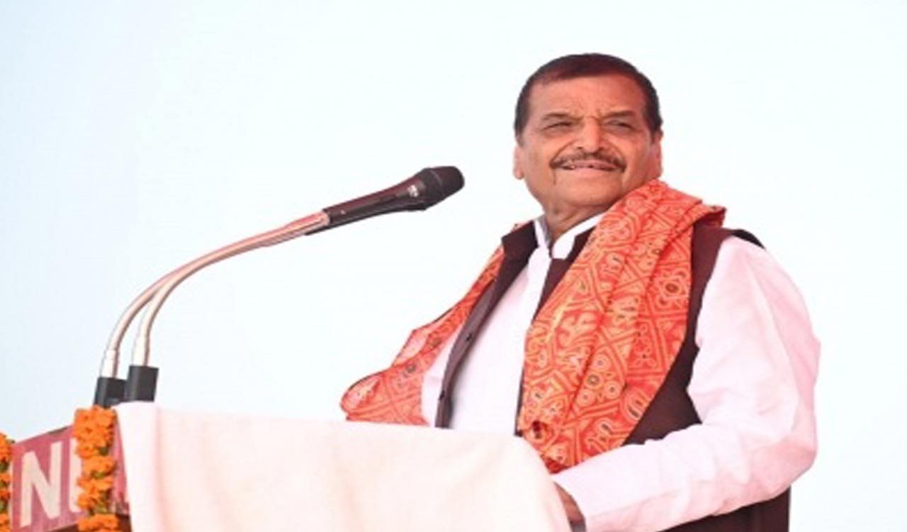 Ghosi bypoll: SP’s Shivpal Yadav accuses UP police of threatening voters, demands action