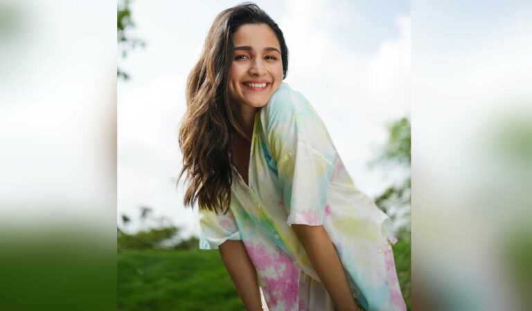 exclusive alia to celebrate holi birthday amidst friends and family in alibaug