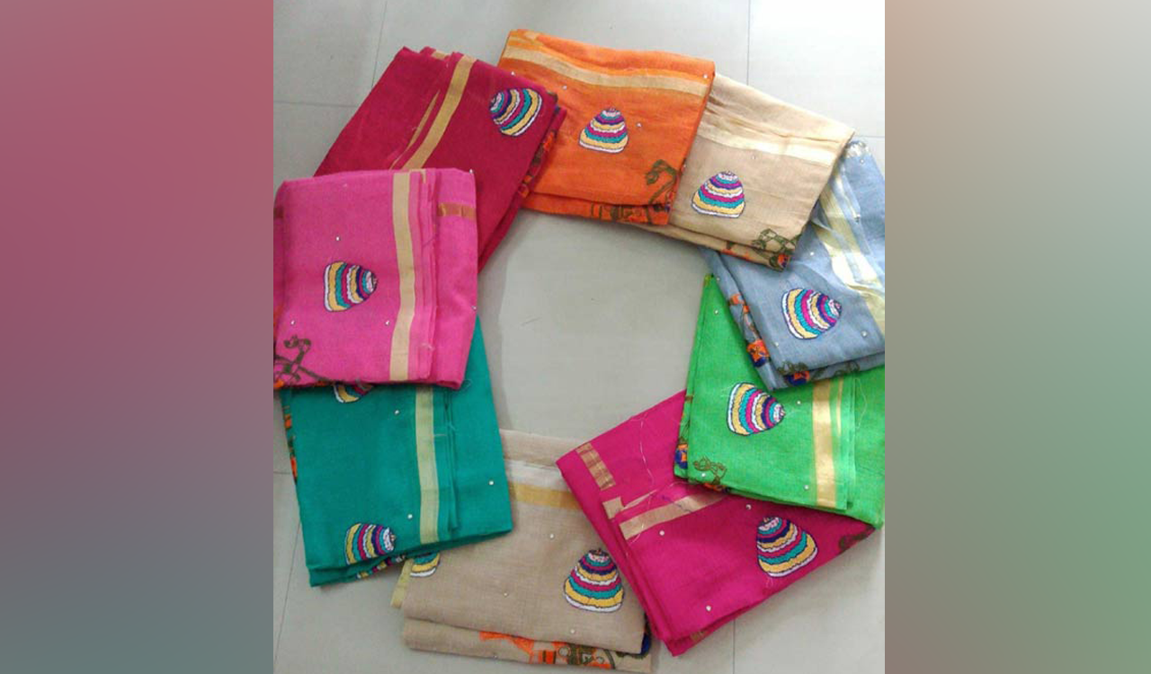 Bathukamma festival becomes boon for political leaders to woo women