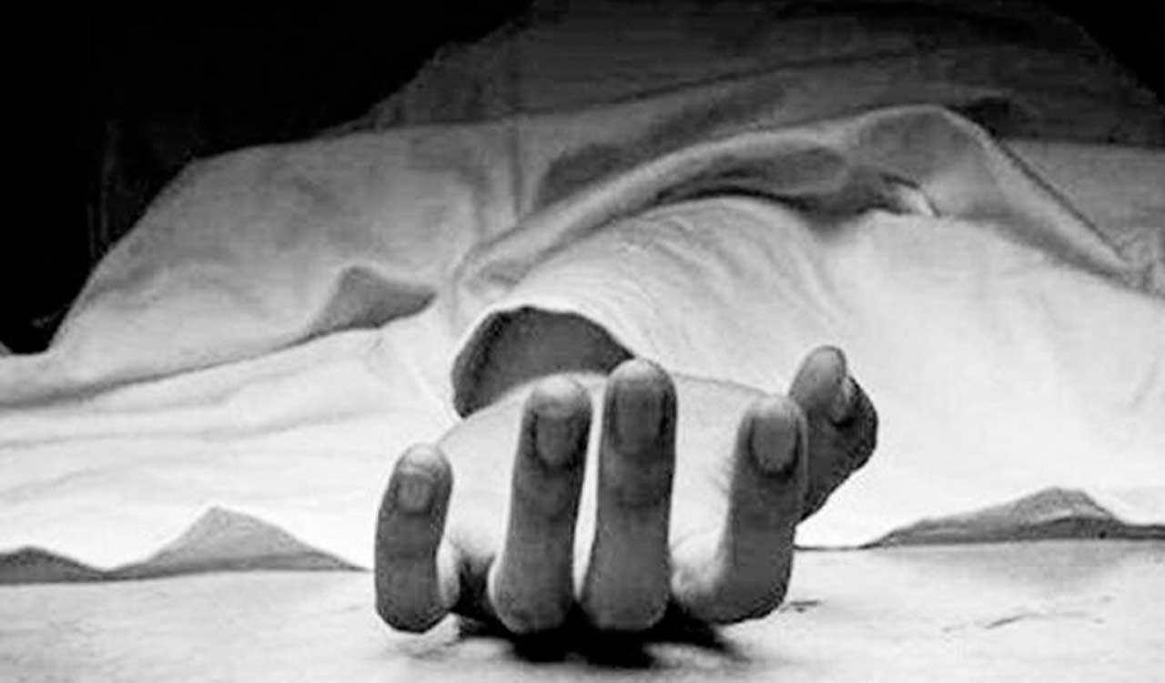 Hyderabad: Barber knifed to death at saloon in Kukatpally