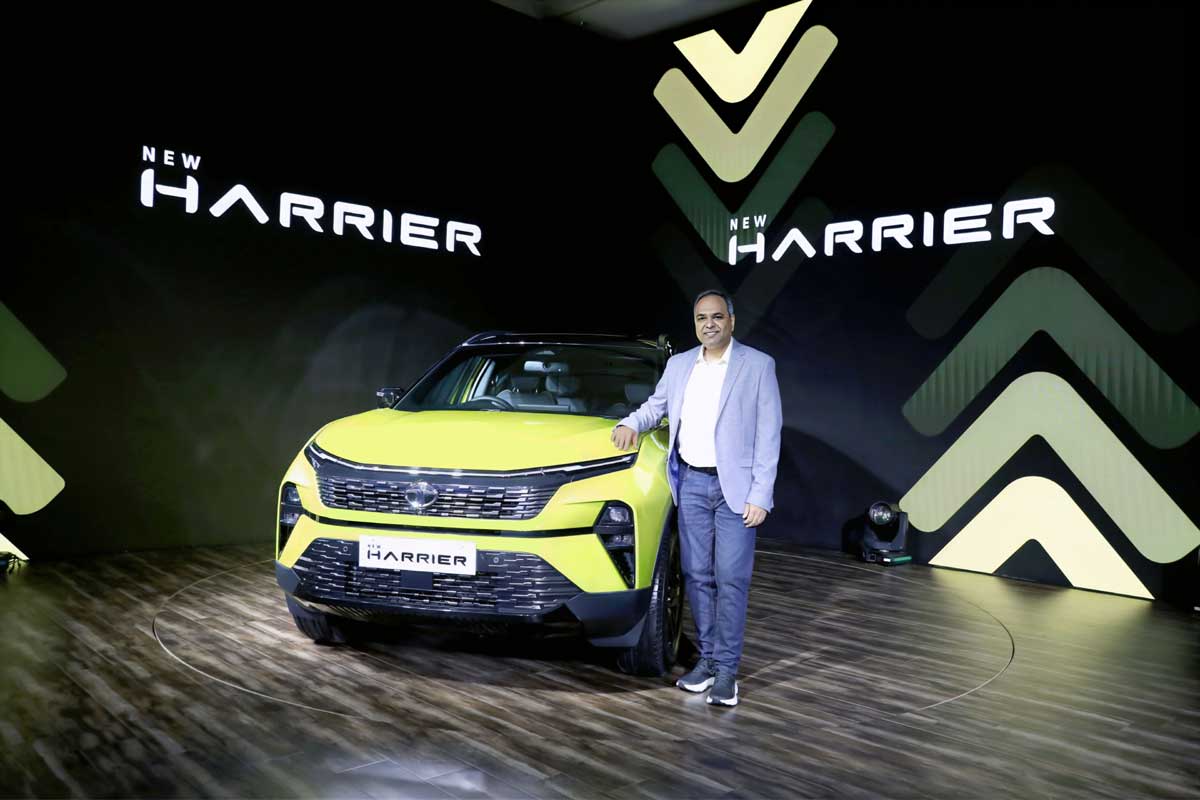 Tata Motors launches new avatars of Safari, Harrier