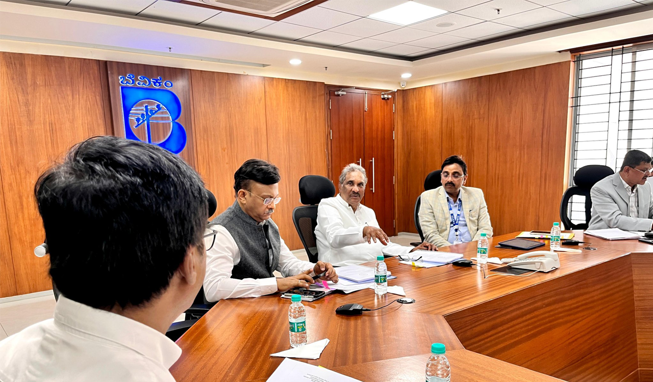 Karnataka Congress to offer only five hours to farmers