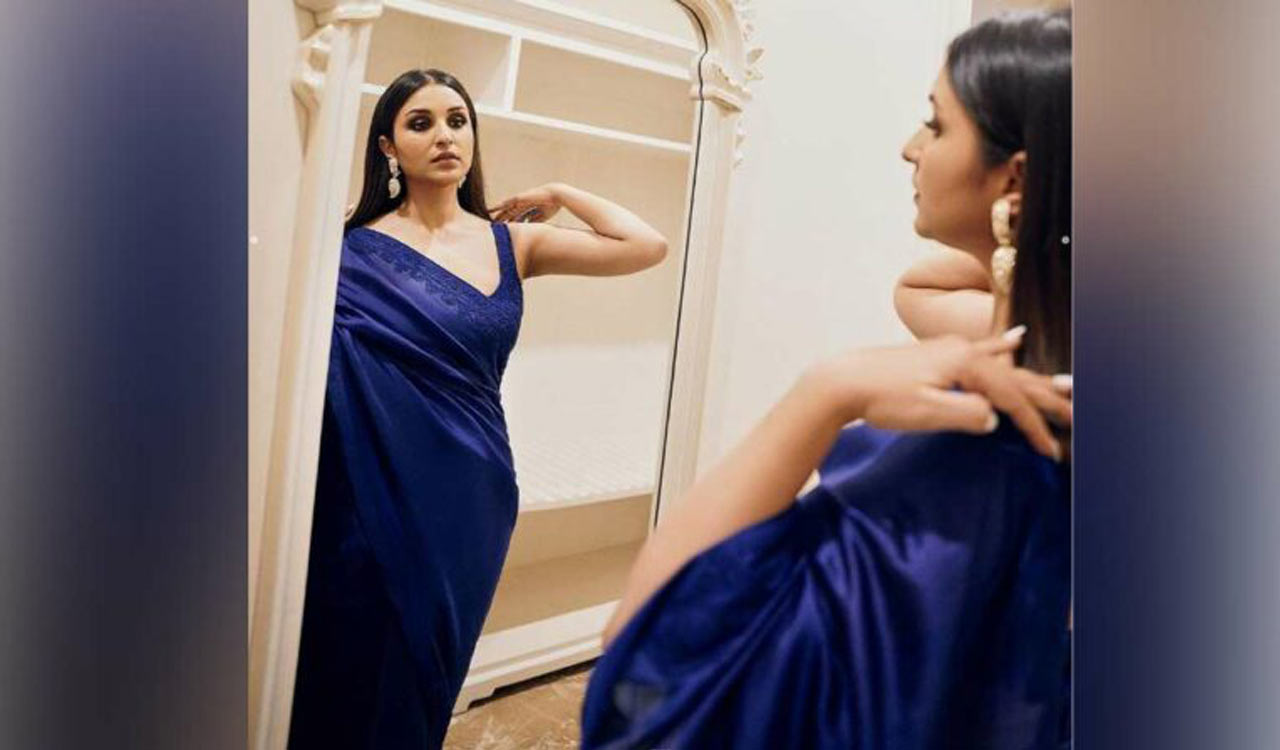 Lakme Fashion Week: Newlywed Parineeti Chopra flaunts sindoor, choora