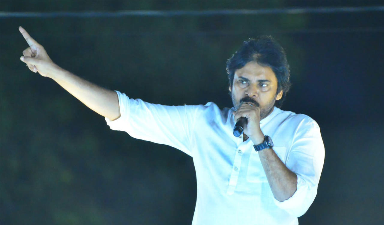 AP: Pawan Kalyan exits NDA, to support Chandrababu Naidu
