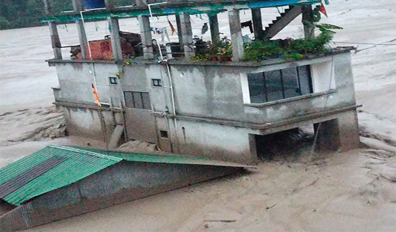 Sikkim: 23 Army jawans missing due to flash flood in Teesta River of Lachen Valley
