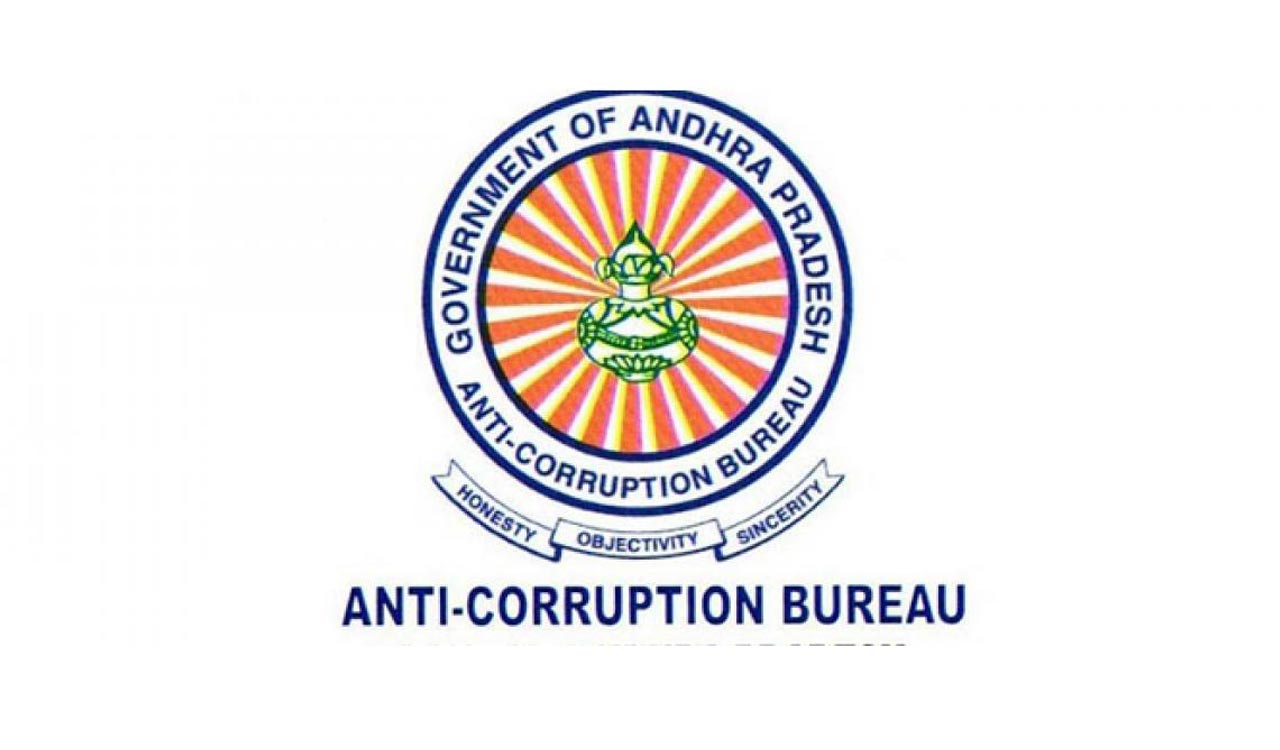 ACB Conducts Raids Linked To Former HMDA Director-Telangana Today