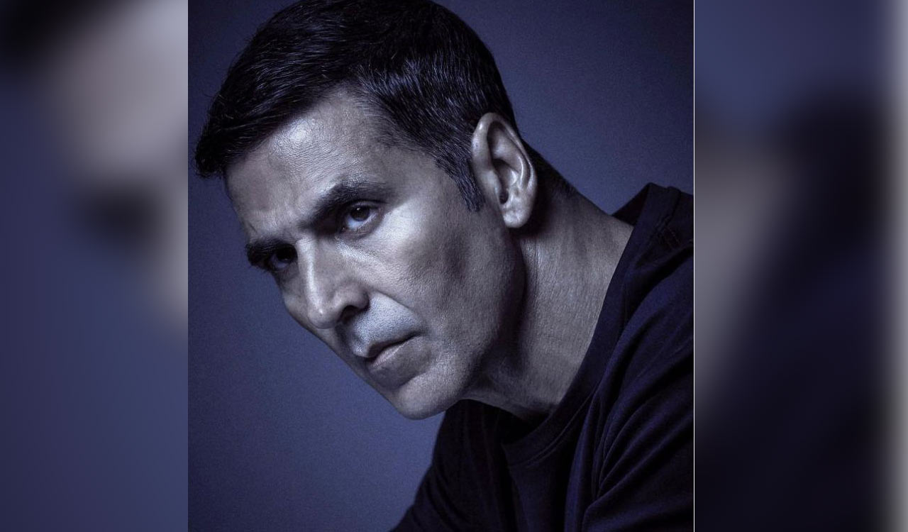 Akshay Kumar begins shooting for ‘Khel Khel Mein’ in London