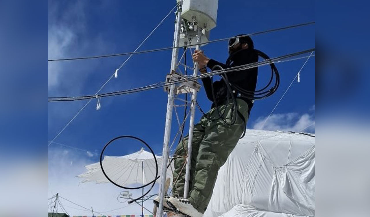 Army establishes first-ever BSNL BTS on world’s highest battlefield Siachen Glacier