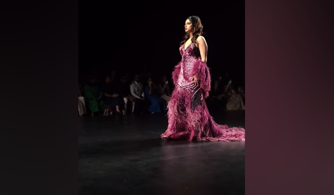Former Miss Universe Harnaaz Sandhu raises glam quotient at Lakme Fashion Week