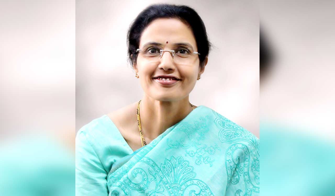 Former CM Chandrababu Naidu’s wife begins ‘Nijam Gelavali’ yatra from Chittoor