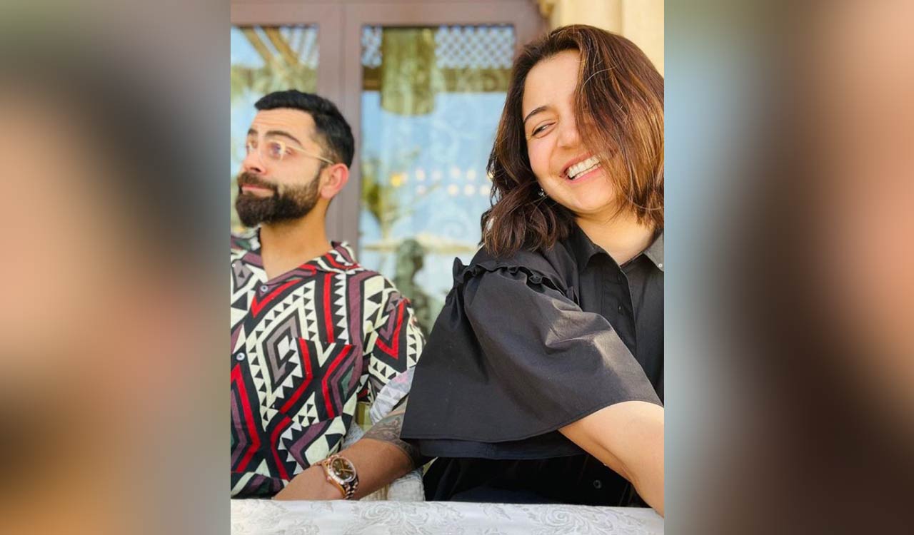 Virat-Anushka walk hand-in-hand post India vs Pak ICC World Cup 2023 match, video viral