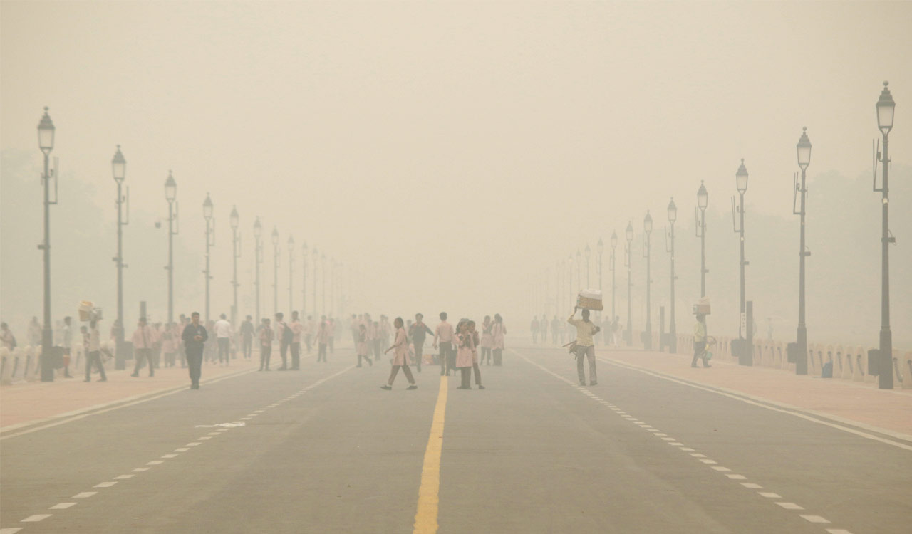 Air pollution: Delhi govt bans plying of BS-III petrol, BS-IV diesel four-wheelers