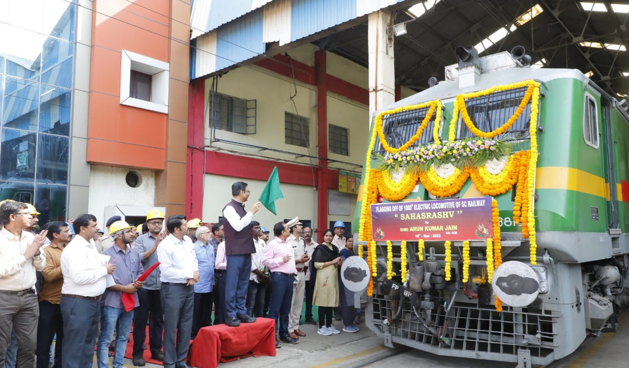 Hyderabad: SCR unveils 1000th electric locomotive ‘Sahasrashv’