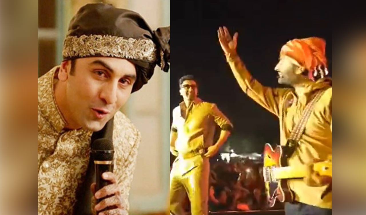 Ranbir Kapoor dances to ‘channa mereya’, pays tribute to Arijit Singh