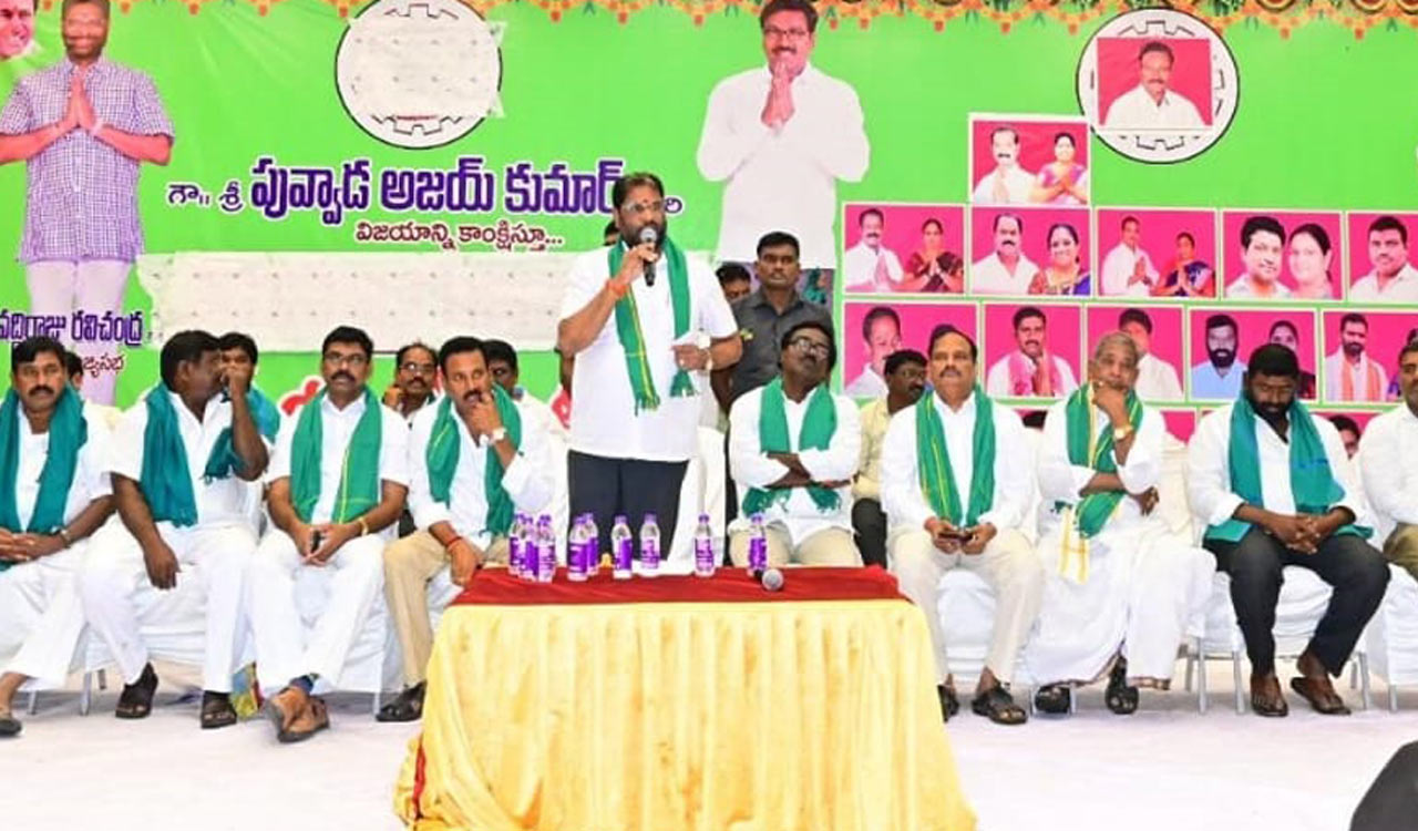 Congress meted out injustice to Kapus and BCs: MP Vaddiraju