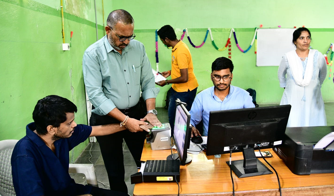 Hyderabad: NGO conducts Aadhaar enrollment camp at Erragadda hospital