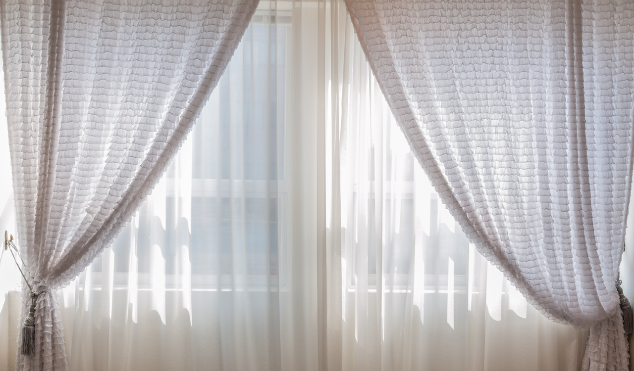 Discover the perfect curtain styles to elevate your home decor