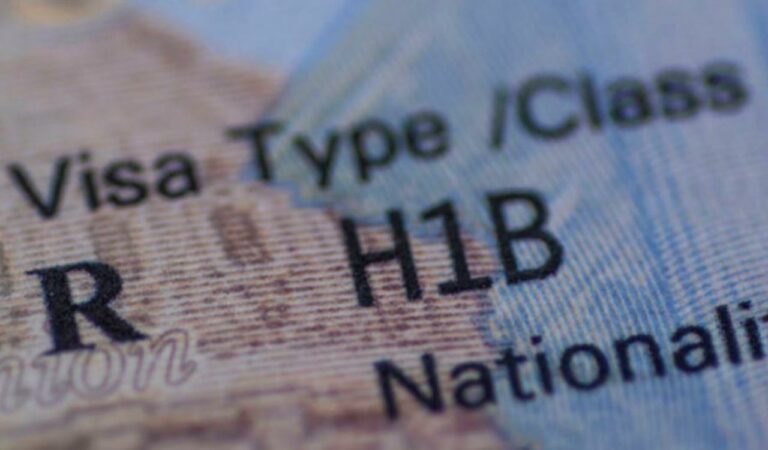 Pilot For Domestic Renewal Of H-1B Visa Clears White House Review ...