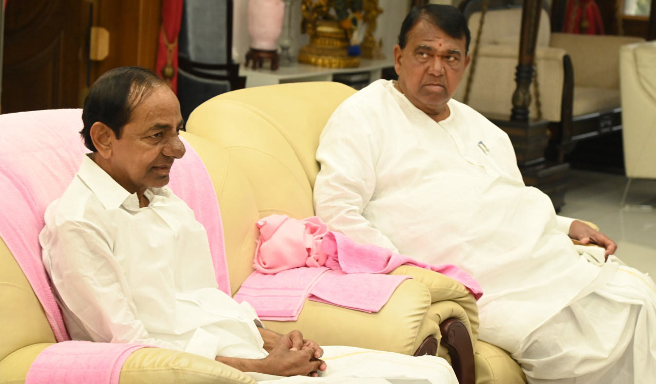 KCR asks BRS MLAs to accept people’s mandate