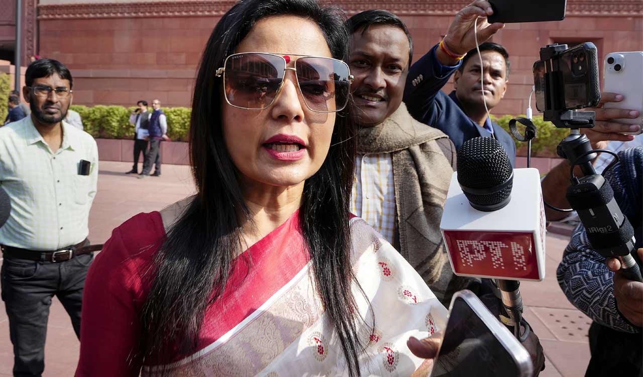 Parliament Winter Session 2023: Trinamool MP Mahua Moitra expelled from Lok Sabha