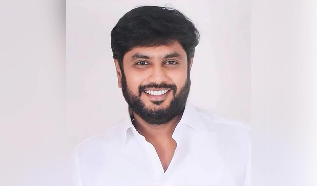 Gajuwaka MLA Tippala Nagi Reddy’s son Devan Reddy resigns from YSRCP