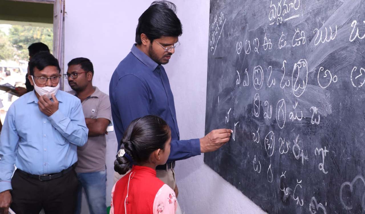 Ensure minimum educational standards in Govt. schools: Collector Gautham