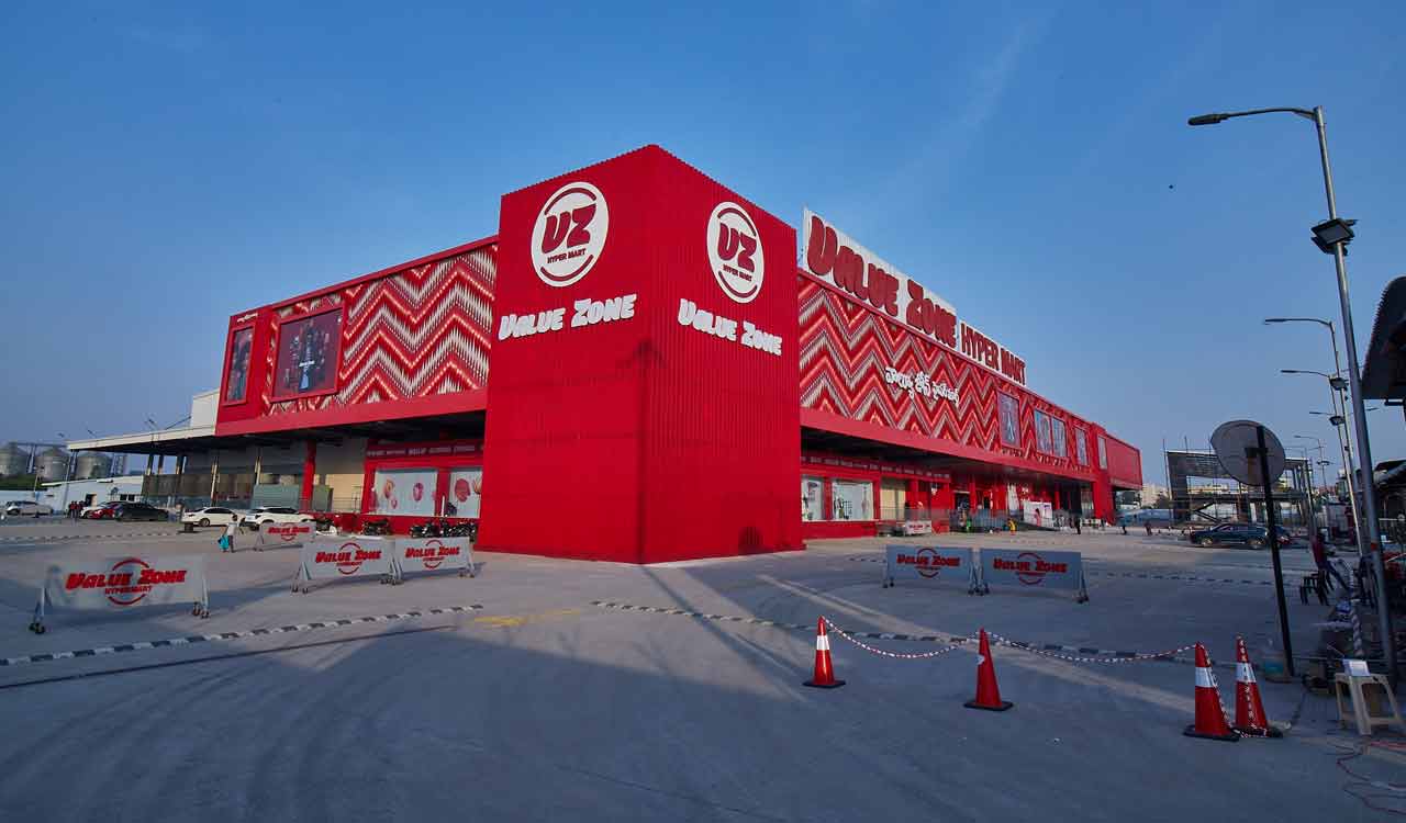 Hyderabad s Biggest Outlet Mall Value Zone Hyper Mart Inaugurated 