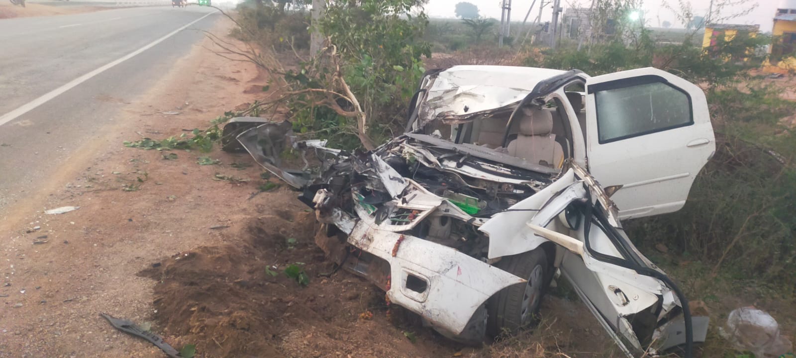 Telangana: Four from two families killed, three others injured in road accident near Elkathurthy