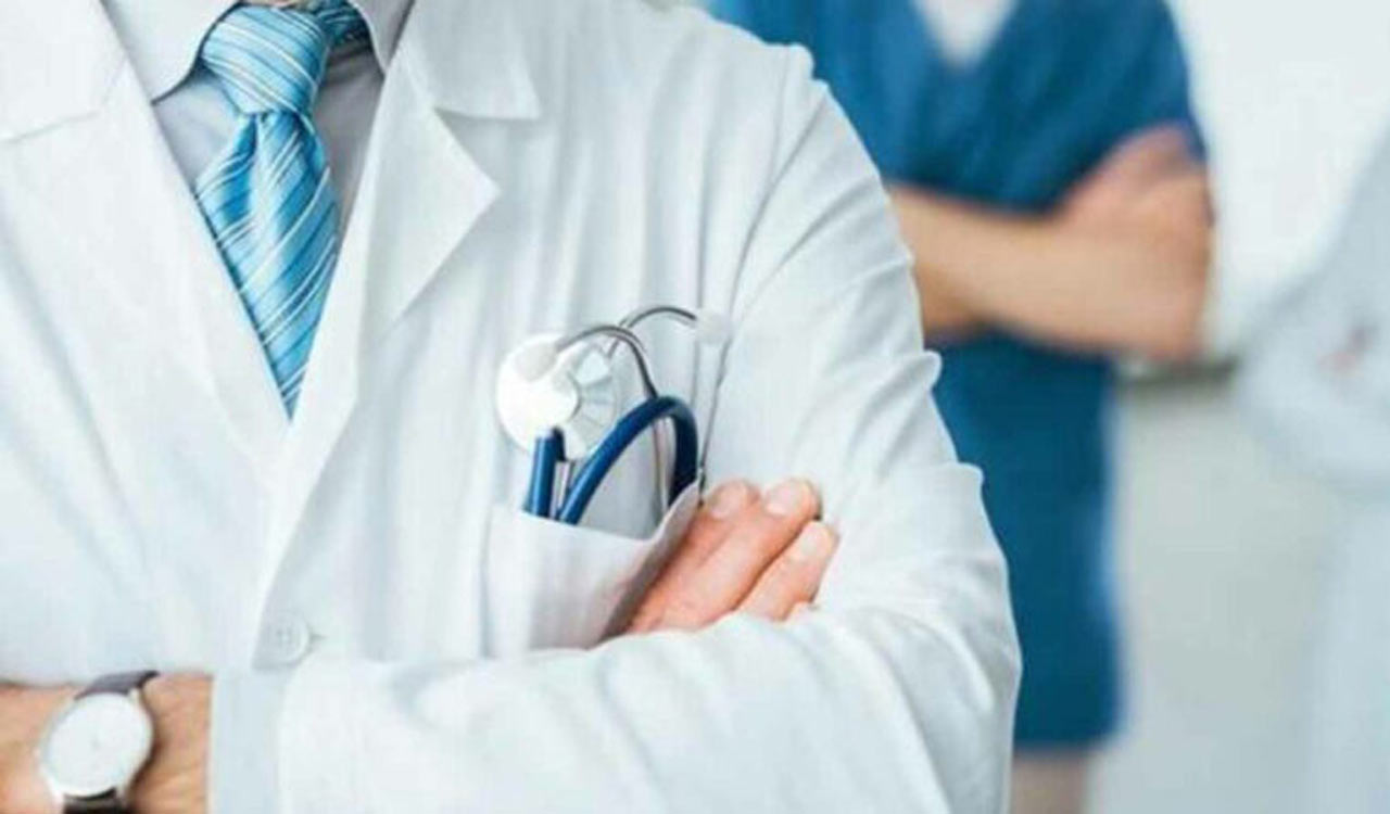 Telangana medicos defer their decision to boycott duties