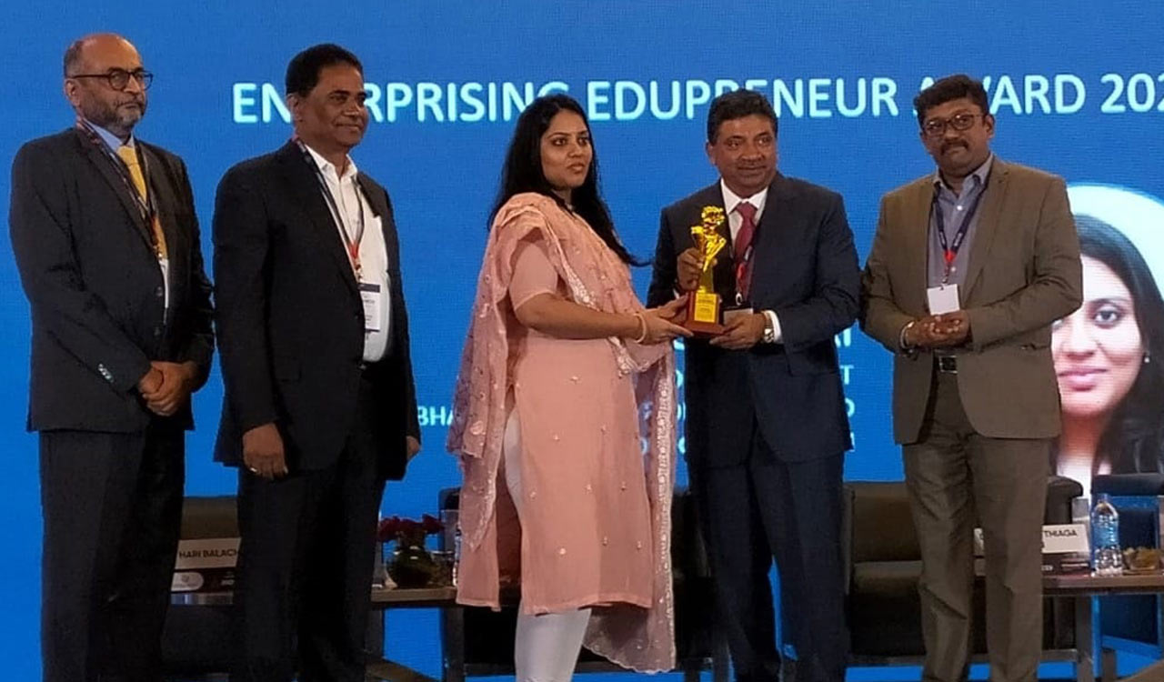 Khammam: SBIT secretary bags prestigious Enterprising Edupreneur-2023 Award