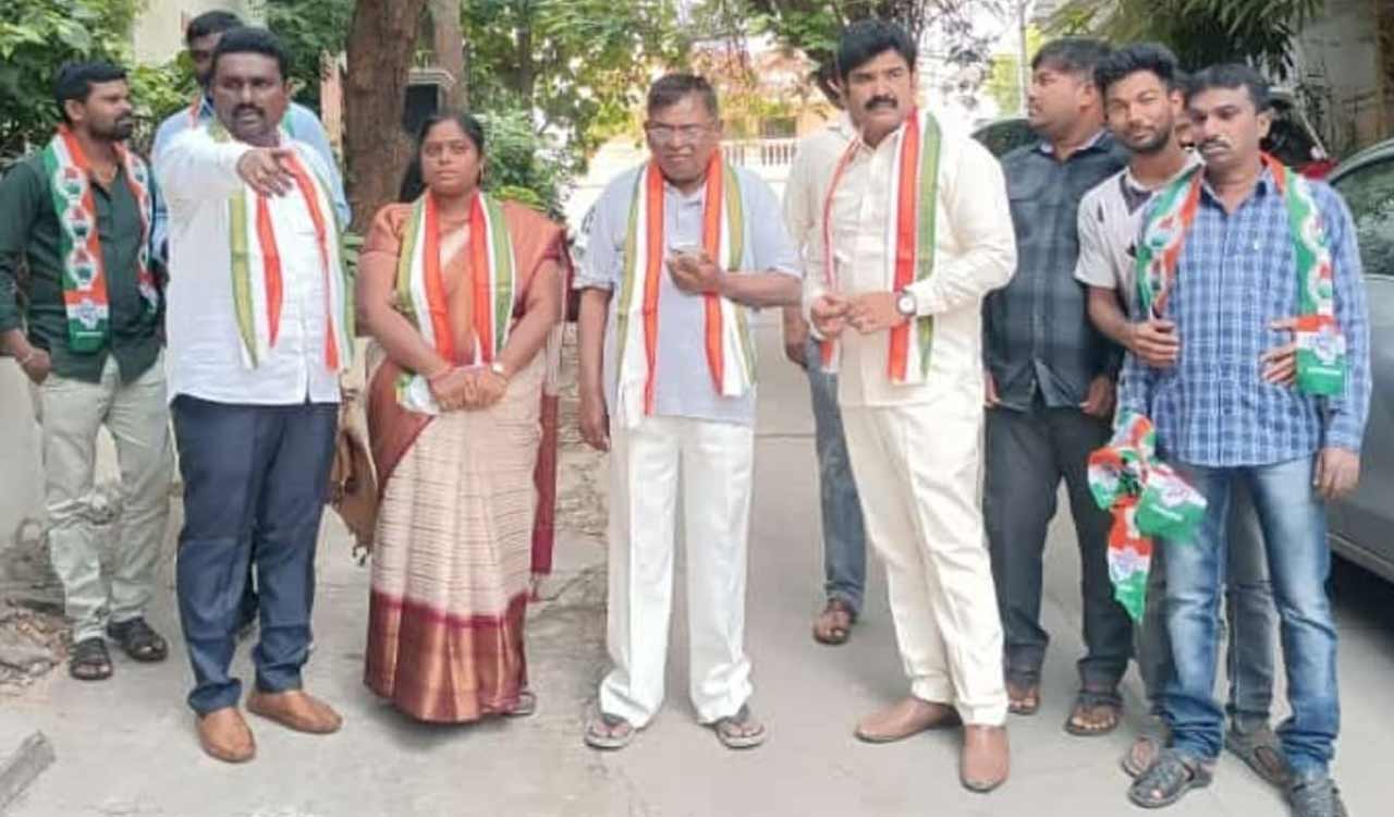 Bellampalli municipal chairperson joins the Congress