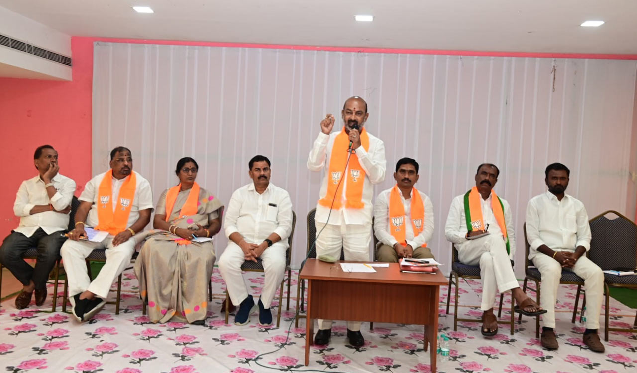 Owaisi trying to gain political advantage by disputing Ram Mandir issue: Bandi