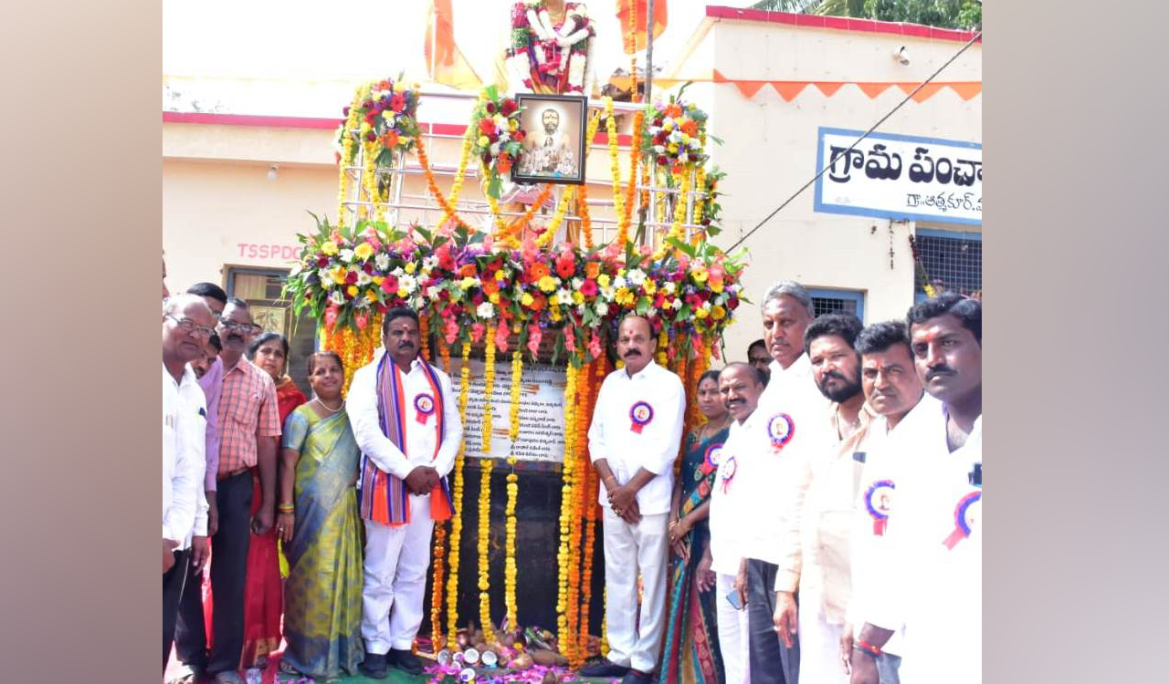 Vivekananda words are worth following: Chintha Prabhakar