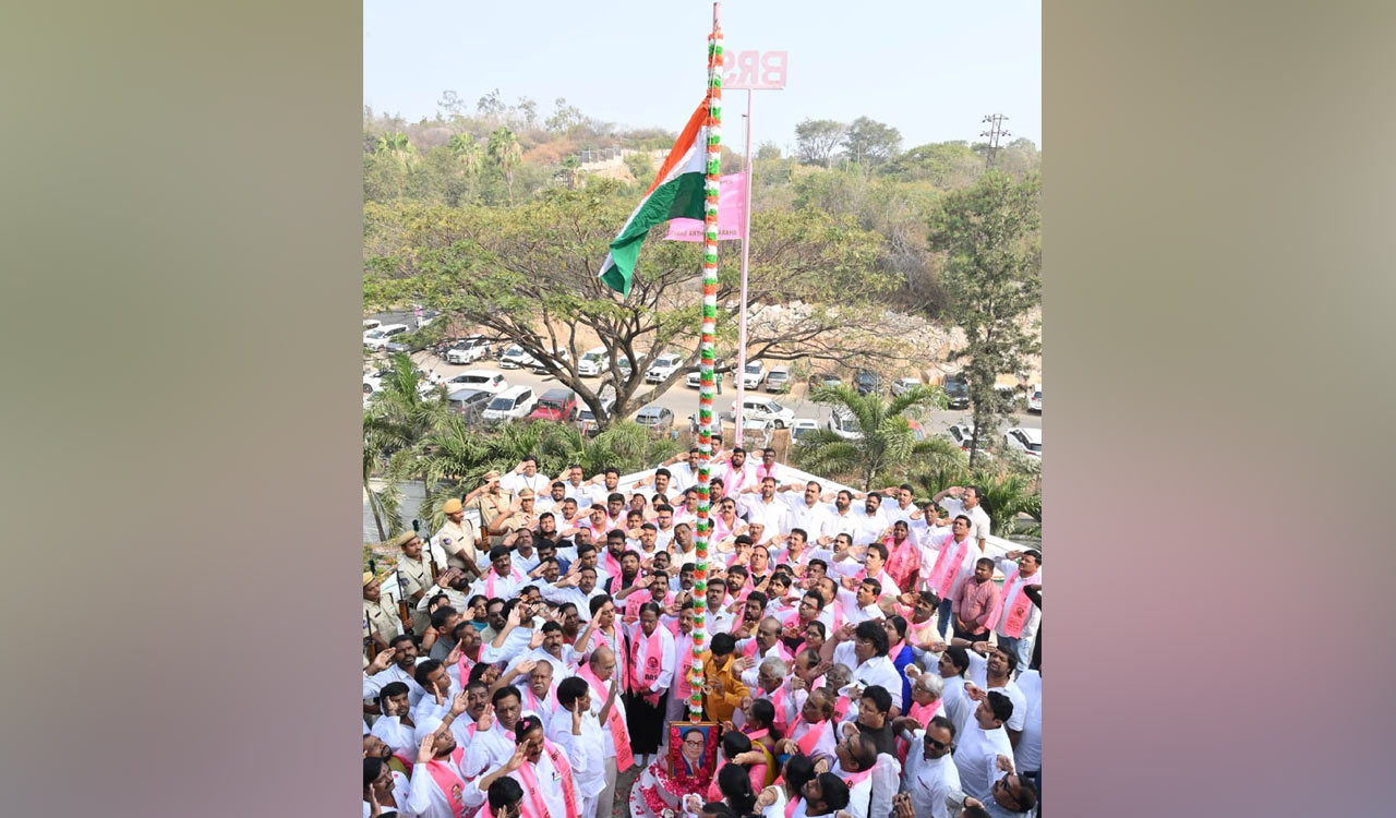 MLCs in Governor quota: BRS questions Tamilisai’s biased approach