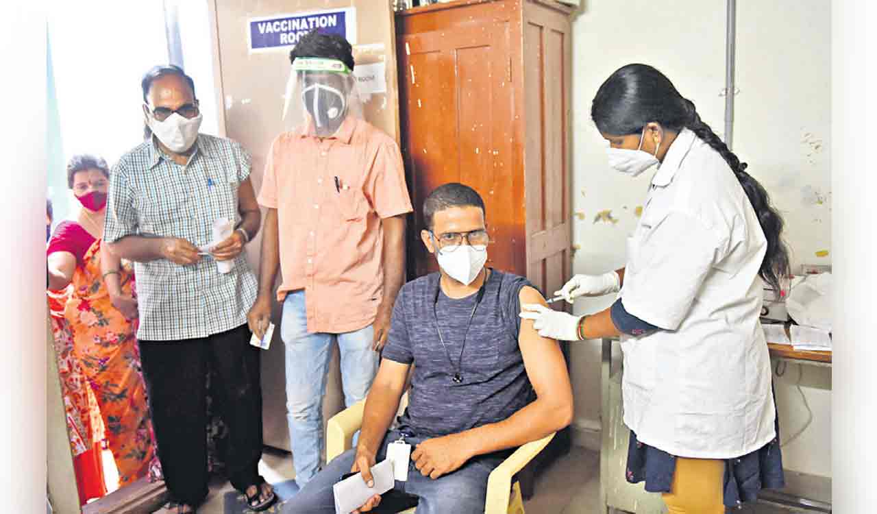 Vaccine shots proving beneficial: Health experts