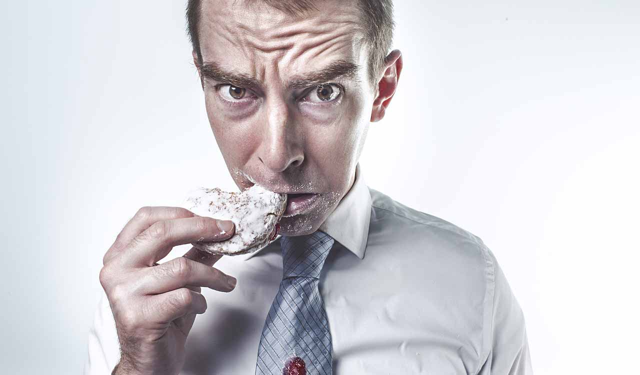 Standing while eating? This has higher risk of cancer