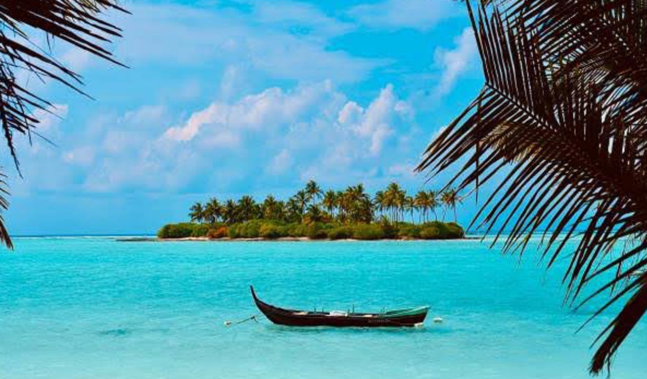 Social media storm as Indians snub Maldives vacations; #BoycottMaldives trend while celebrities rally for #ExploreIndianIslands
