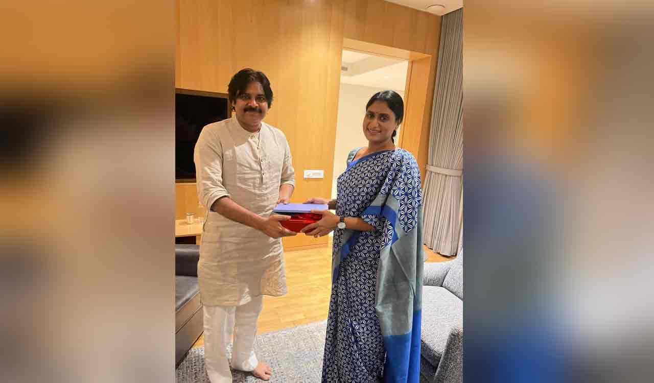 YS Sharmila meets Pawan Kalyan, invites him for son’s wedding
