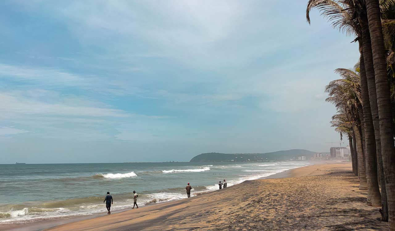 Swiss tourist assaulted and robbed at Vizag beach